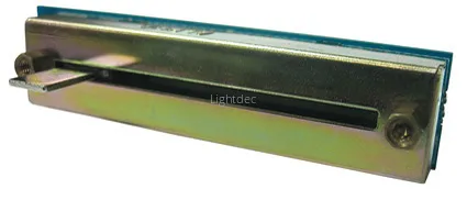 BEHRINGER CFM-2 BEHRINGER CFM-2