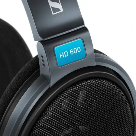 SENNHEISER HD 600