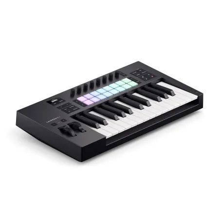 Купить NOVATION Launchkey 25 MK4 по выгодной цене в Челябинске