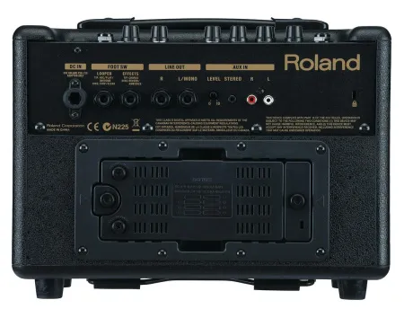 Купить ROLAND AC-33 по выгодной цене в Челябинске
