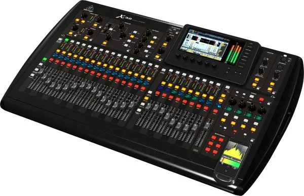 BEHRINGER X32