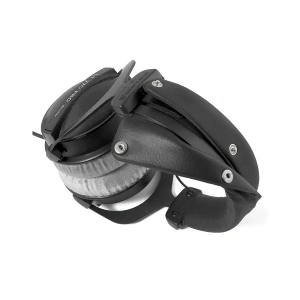 1d4a64665e9c7bbfe14d6261280bd018