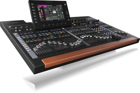 Купить BEHRINGER WING-BK по выгодной цене в Челябинске