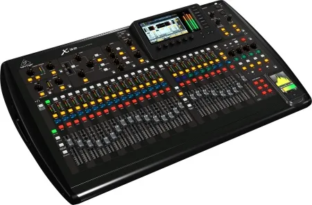 BEHRINGER X32 BEHRINGER X32
