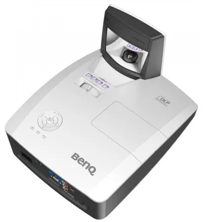 BenQ MH856UST+