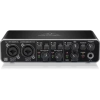 BEHRINGER UMC204HD